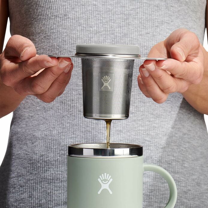 tea-infuser-j2 drif035-tea-infuser-birch-hb-pour_1.jpg