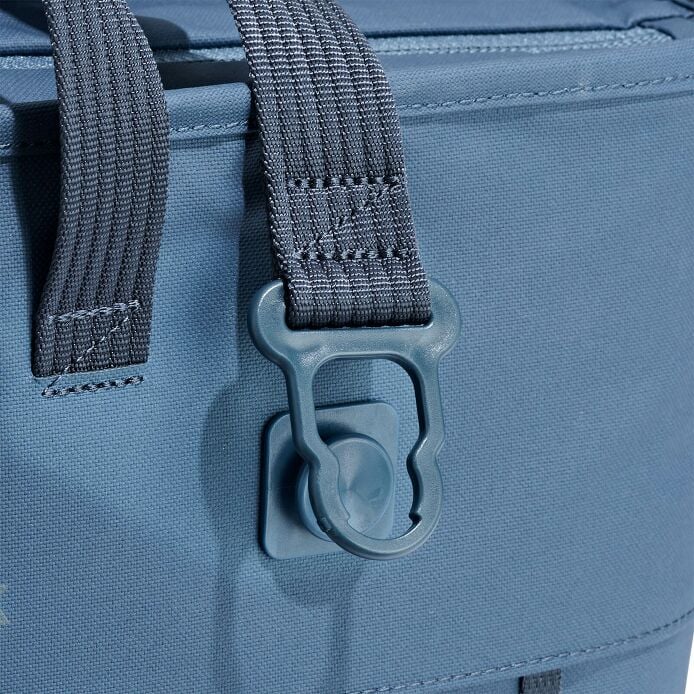 carryouttm-soft-cooler-tote-10-l-i1 250815_hydro_cooler_details_14839_1_9.jpg