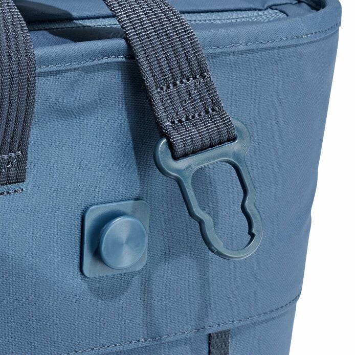 carryouttm-soft-cooler-tote-10-l-i1 250815_hydro_cooler_details_14841_1_9.jpg