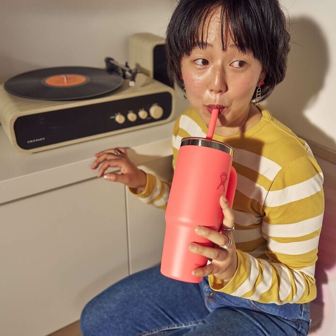 24-oz-travel-tumbler-u2 hf_s26_mcinnis_2487.jpg