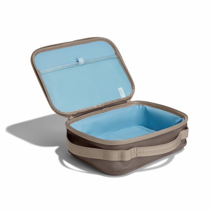 5-l-carry-outtm-lunch-box-a0 lbox217_5lcarryoutlunchbox_sandpiper_angled.jpg
