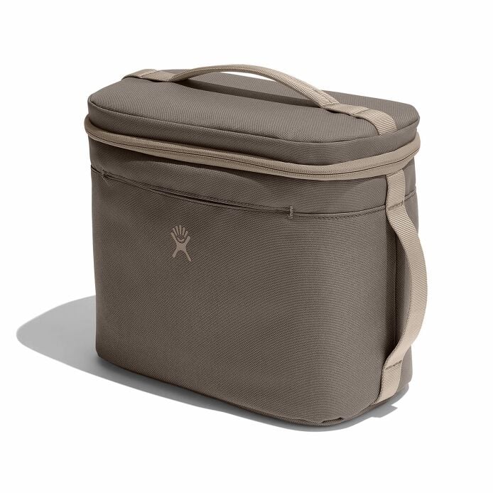 8-l-insulated-lunch-bag-w4 sl8217_8linsulatedlunchbag_sandpiper_angled.jpg